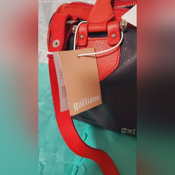 RARE! JOHN GALLIANO BLACK RED LEATHER BOSTON/BOWLING BAG NEW WITH/ TAG FULL SET - Picture 4 of 12